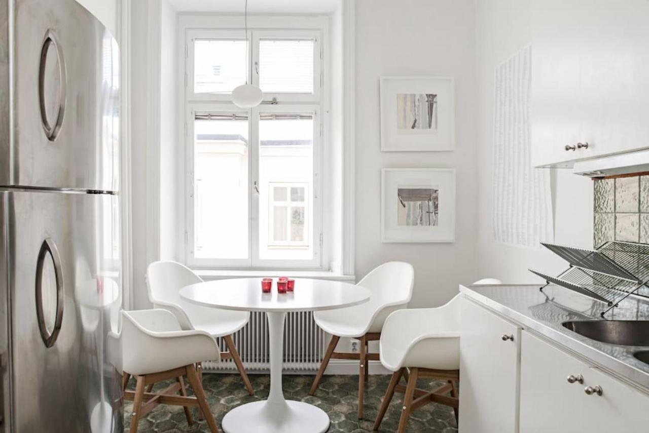 Elegant And Light 3 Room Apartment In Sofo 97Sqm Estocolmo Exterior foto